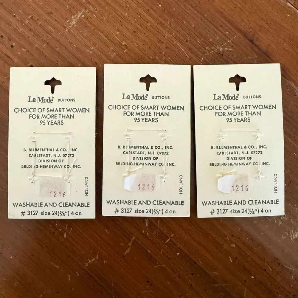 Vintage La Mode Tan Replacement Buttons Set of 12 | New on Original Cards | Size